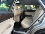 2016 Outback Thumbnail 11