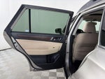 2016 Outback Thumbnail 12