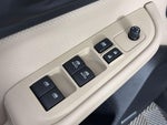 2016 Outback Thumbnail 25