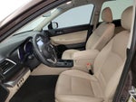 2019 Outback Thumbnail 11