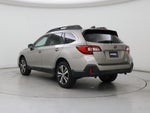 2018 Outback Thumbnail 2