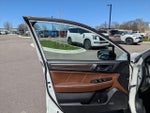 2019 Outback Thumbnail 14