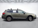 2017 Outback Thumbnail 11