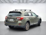 2017 Outback Thumbnail 12