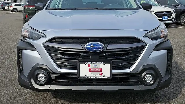 2025 Subaru Outback Base