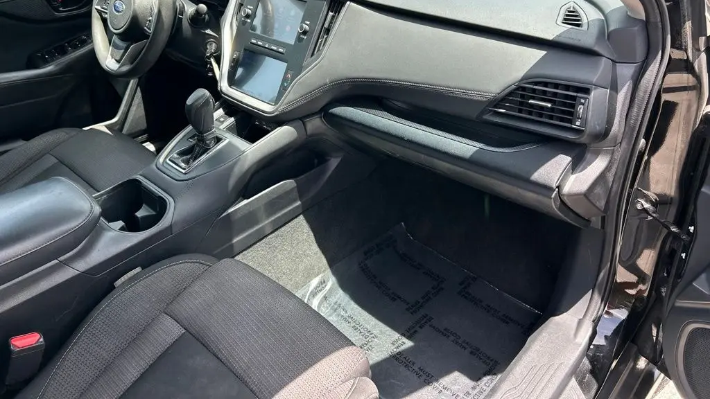 2022 Subaru Outback Base