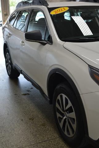 2021 Subaru Outback - $15,495