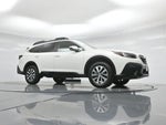 2021 Outback Thumbnail 38