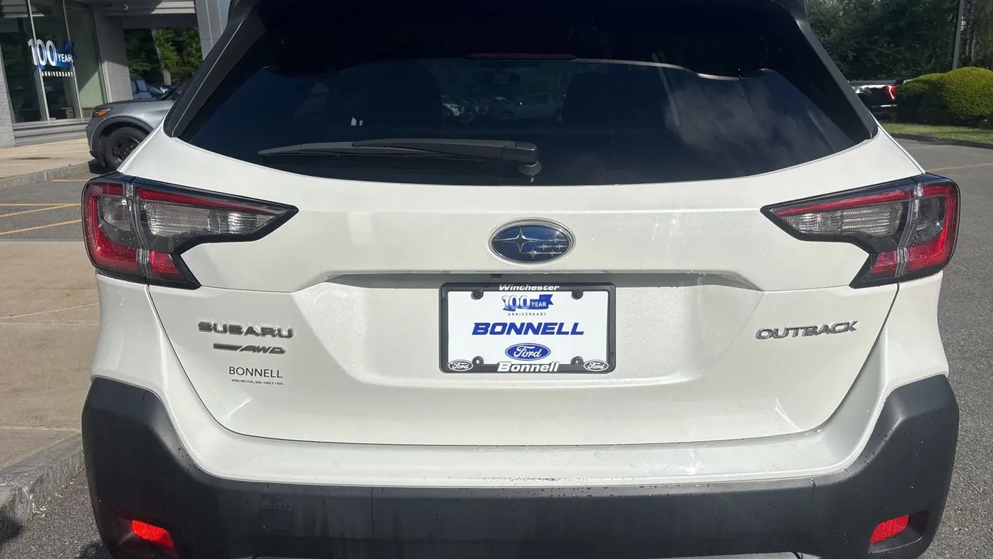 2024 Subaru Outback Premium
