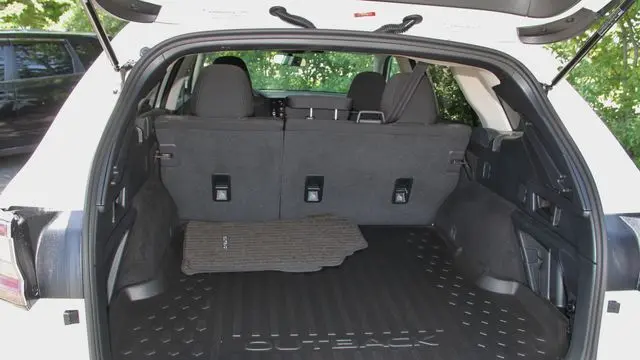 2023 Subaru Outback Premium