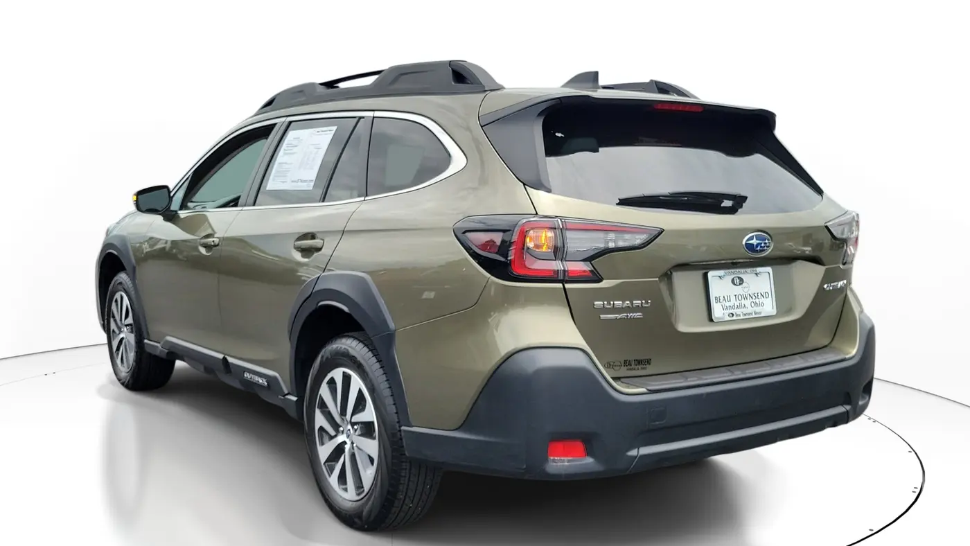 2025 Subaru Outback Premium