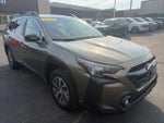 2025 Outback Thumbnail 2