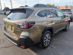 2025 Outback Thumbnail 3