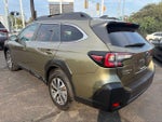 2025 Outback Thumbnail 4