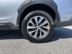 2024 Outback Thumbnail 8