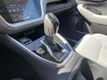 2024 Outback Thumbnail 33