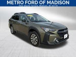 2024 Outback Thumbnail 2
