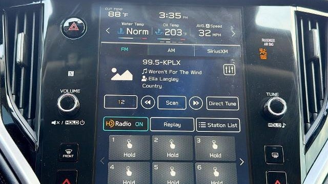 2025 Subaru Outback Premium