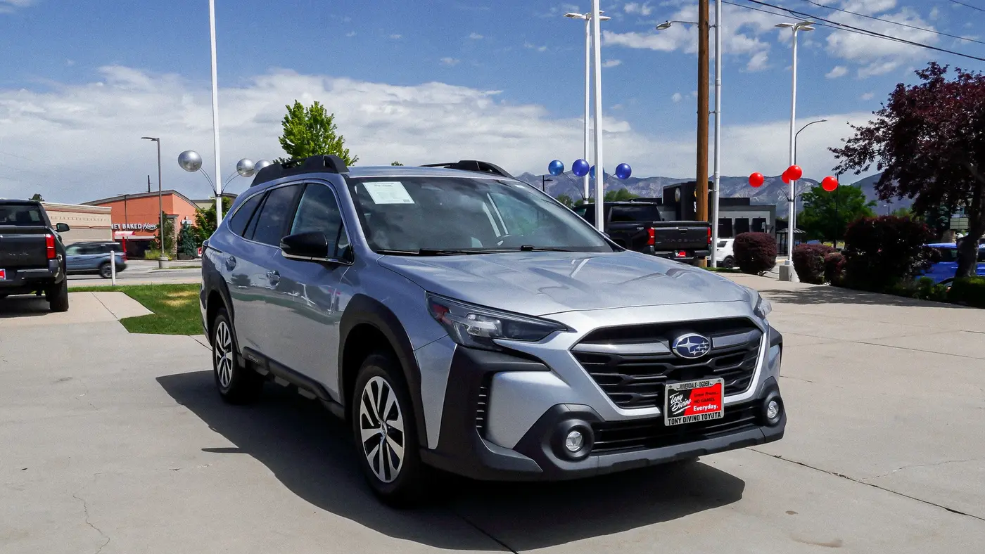 2023 Subaru Outback Premium