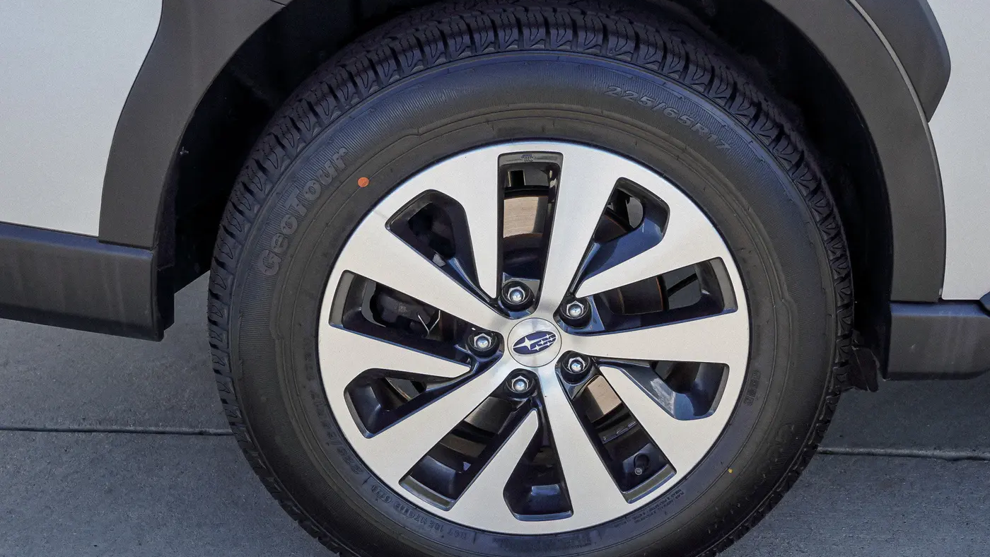 2023 Subaru Outback Premium