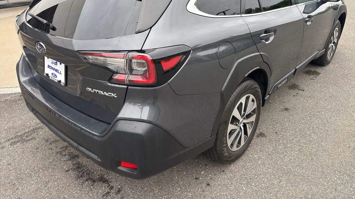 2024 Subaru Outback Premium