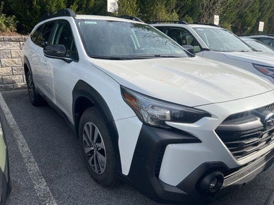 2025 Subaru Outback AWD Premium 4DR Crossover