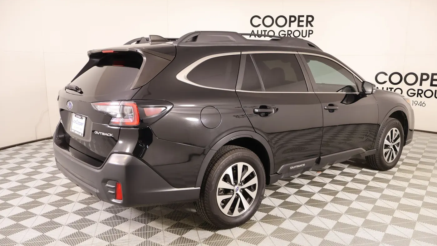 2022 Subaru Outback Premium