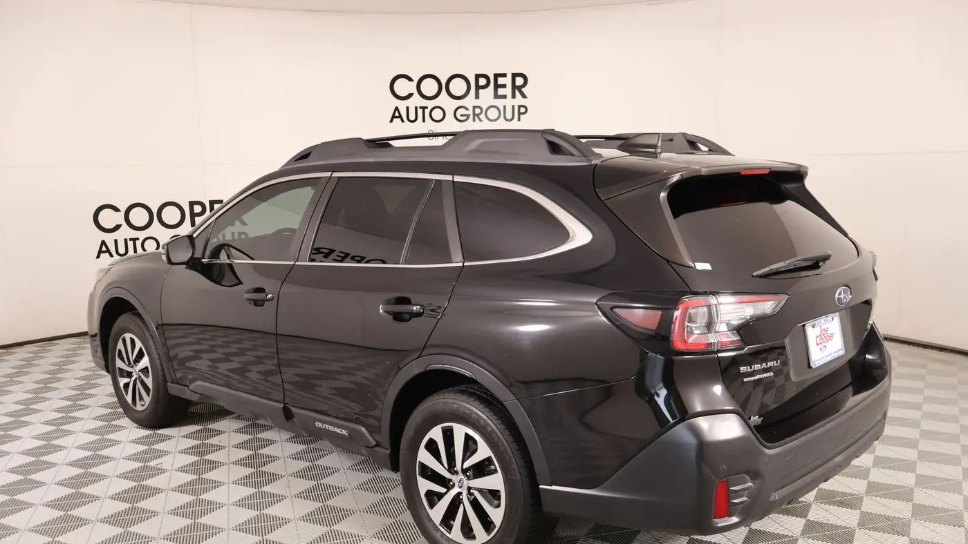 2022 Subaru Outback Premium