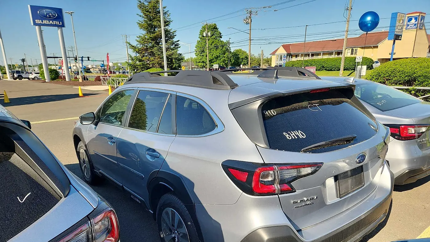 2025 Subaru Outback Premium