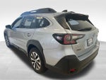 2023 Outback Thumbnail 4