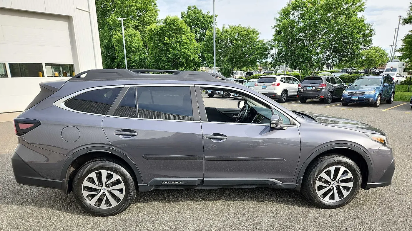 2022 Subaru Outback Premium