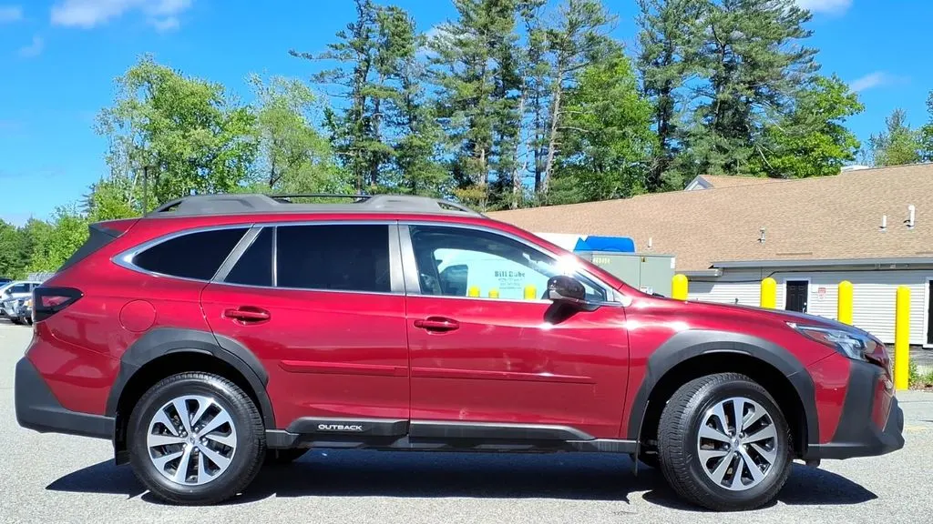 2023 Subaru Outback Premium