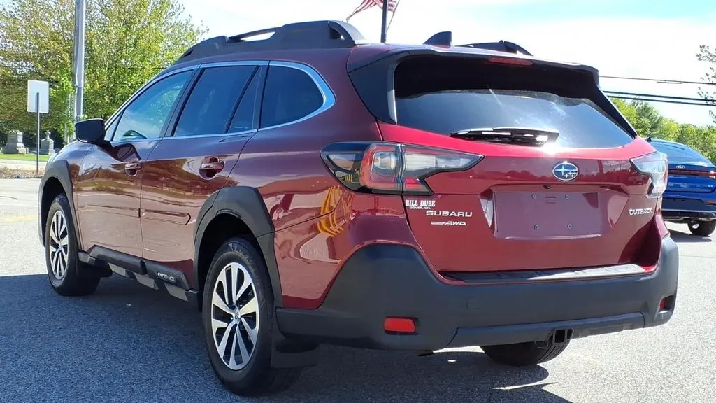 2023 Subaru Outback Premium