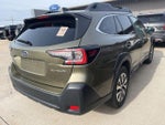 2025 Outback Thumbnail 2