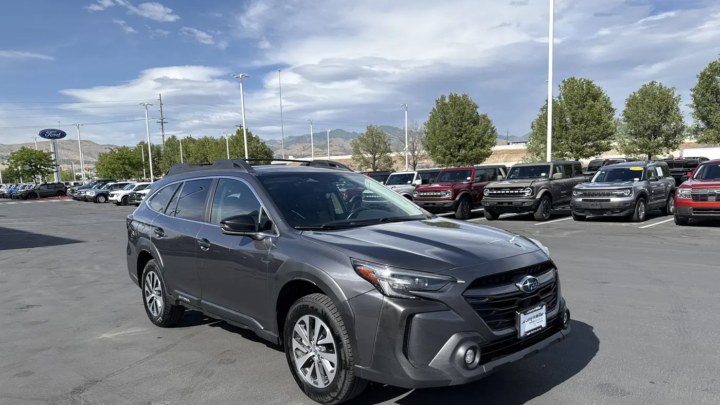 2023 Subaru Outback Premium
