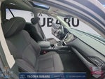 2025 Outback Thumbnail 17