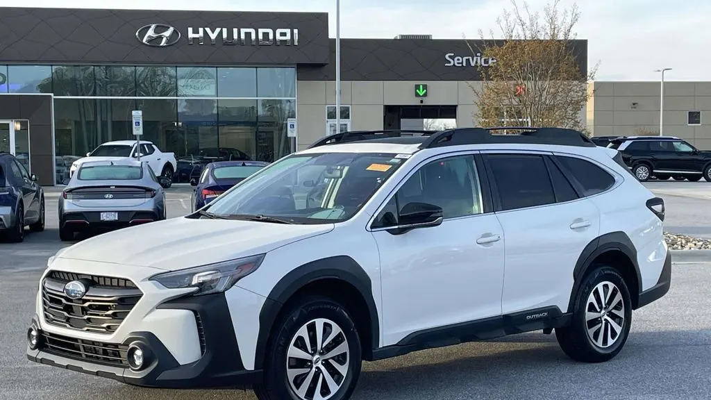 2025 Subaru Outback Premium