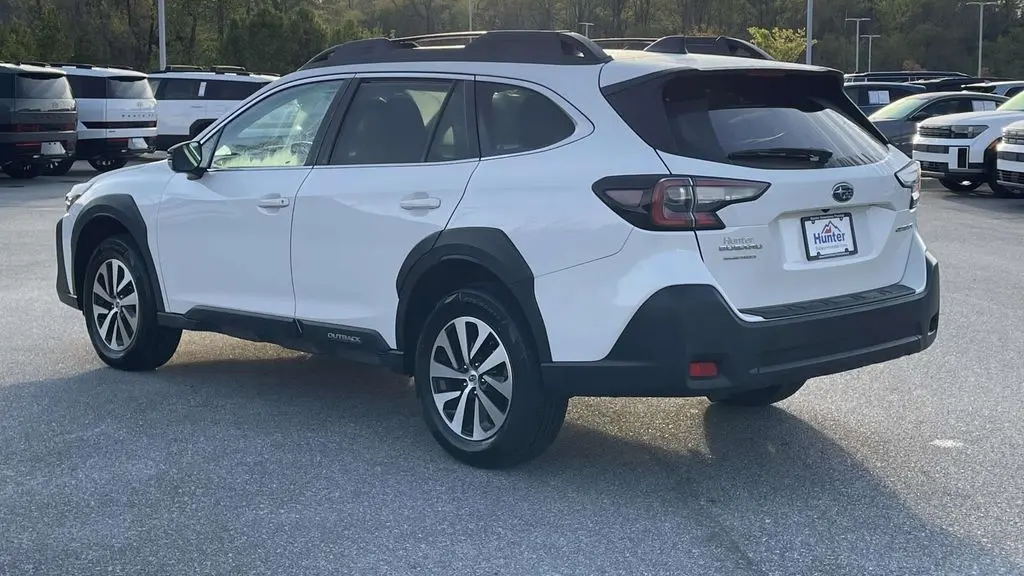 2025 Subaru Outback Premium