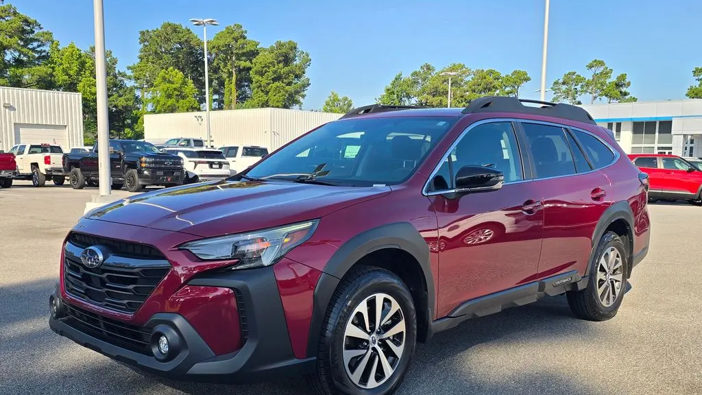 2025 Subaru Outback Premium