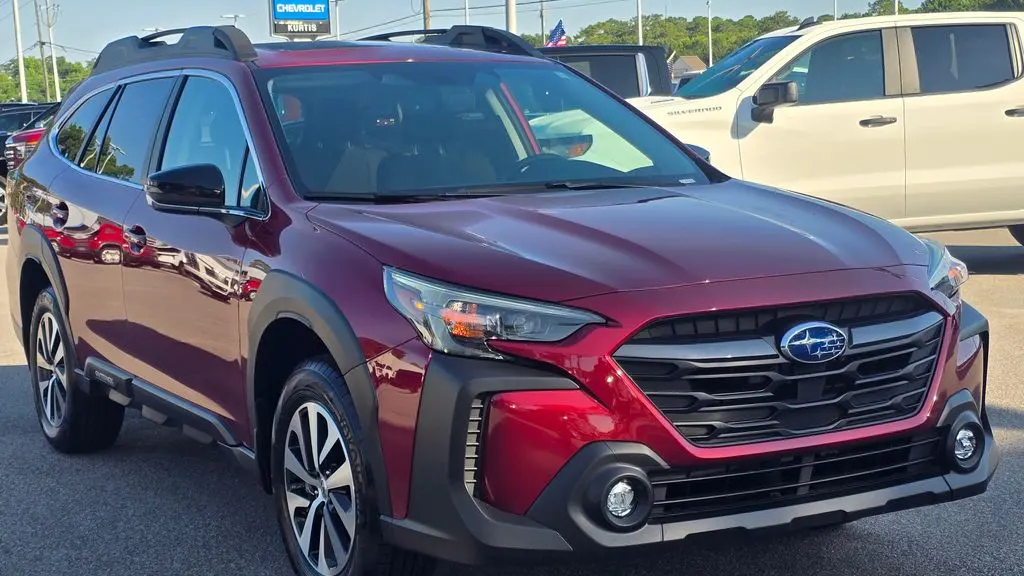2025 Subaru Outback Premium
