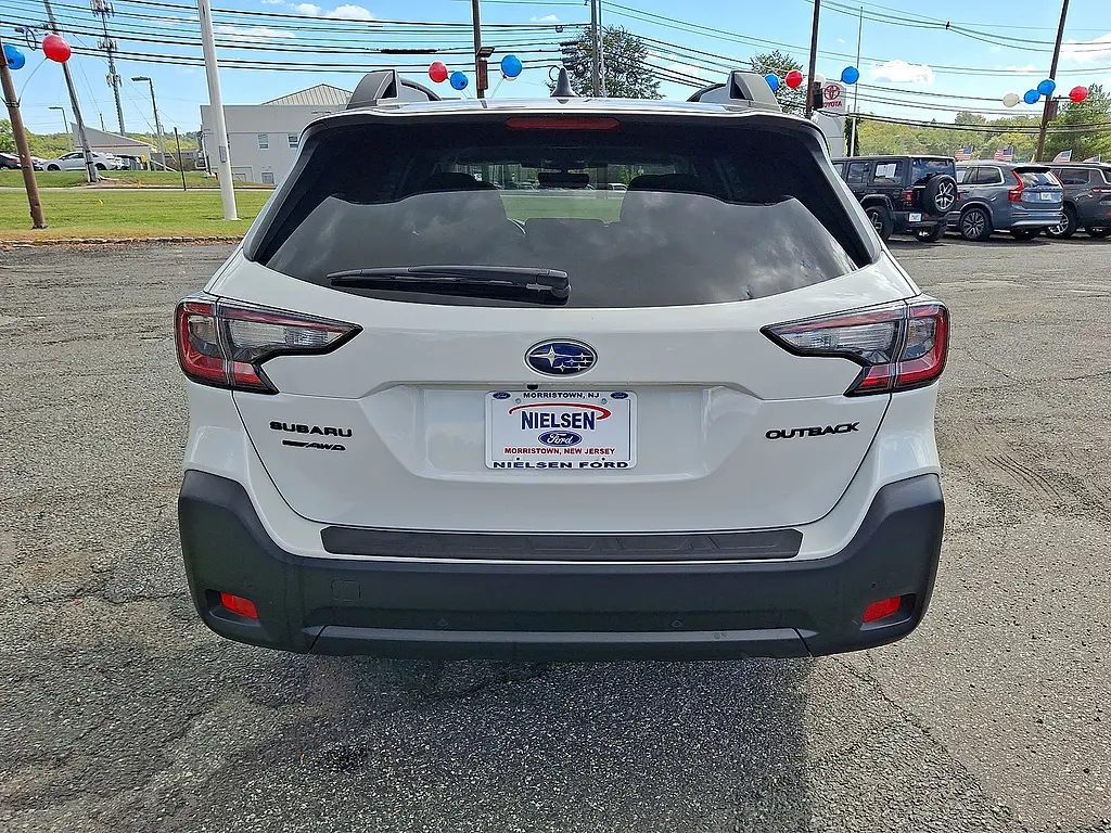 2025 Subaru Outback - $32,061