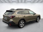 2022 Outback Thumbnail 3