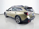 2021 Outback Thumbnail 9