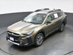 2024 Outback Thumbnail 36