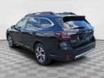2020 Outback Thumbnail 3