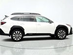 2024 Outback Thumbnail 4