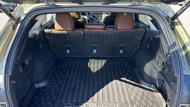 2023 Subaru Outback Touring