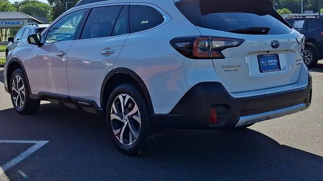 2022 Subaru Outback Touring