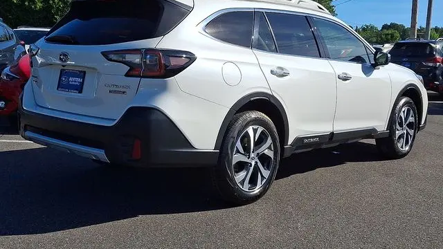 2022 Subaru Outback Touring