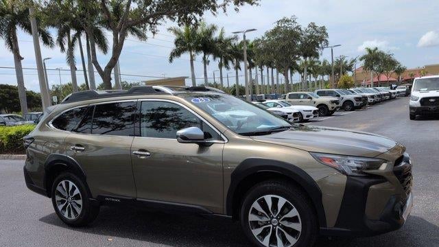 2023 Subaru Outback Touring